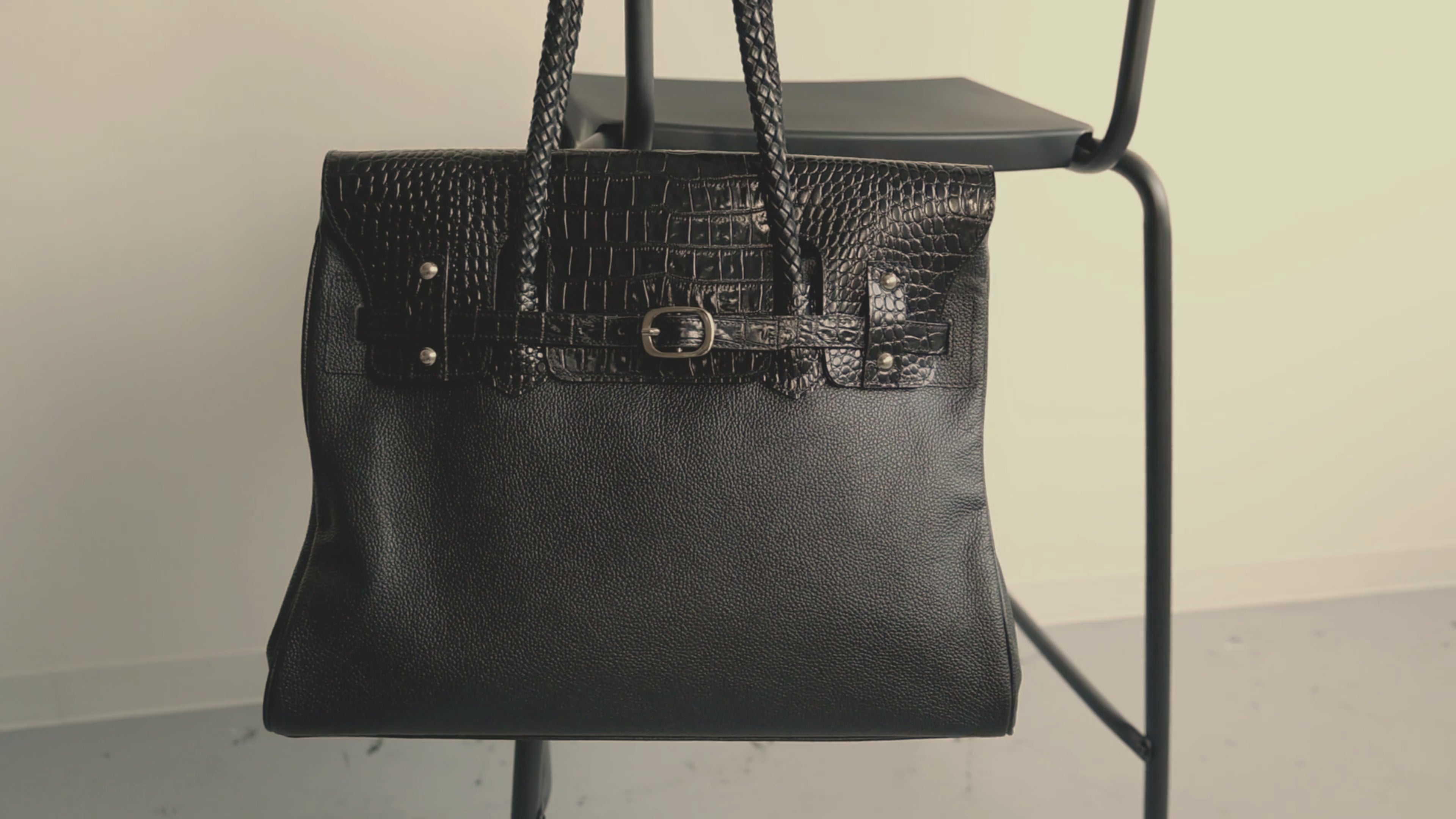 革製品専門店 DAYSART 本革 ハンドバッグ 型押しクロコ メンズ